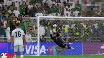 نواف العقيدي بإنقاذ أسطوري يمنع هدفا عراقيا محققا في الوقت القاتل